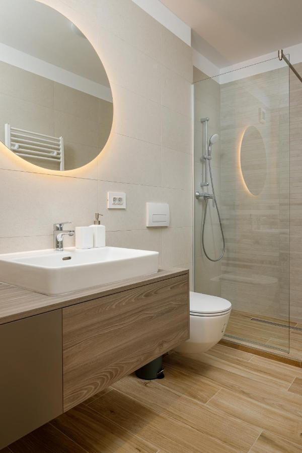 Ada Homes Coresi 707 Brasov Exterior photo